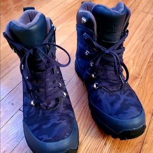 North Face Men’s Snow Boots US 9
